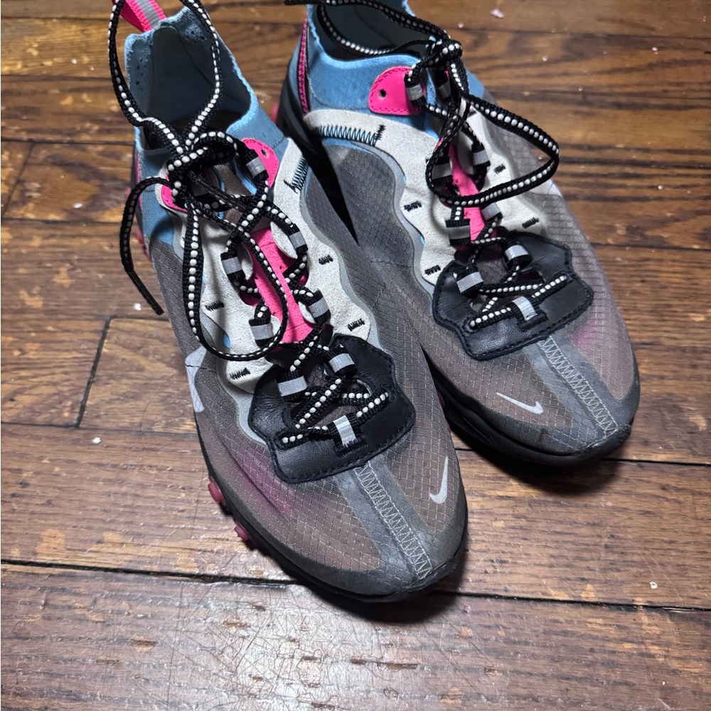 Nike React Element 87
